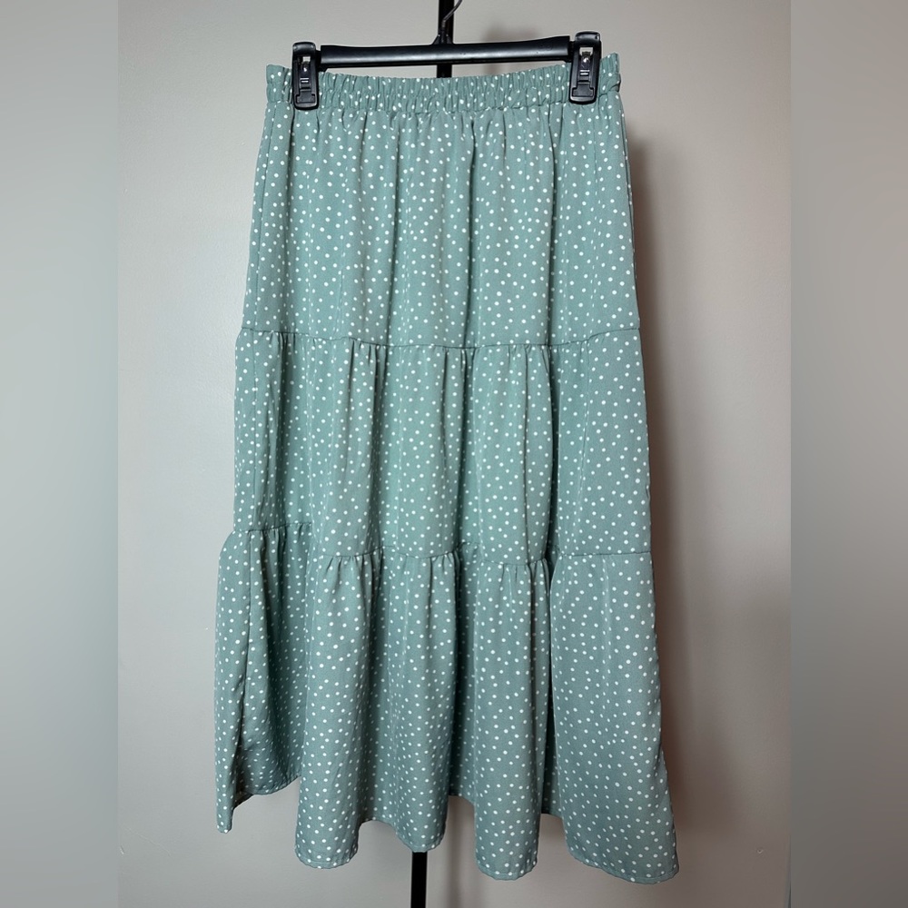 Women’s Merokeety Sage Green Spring Polka Dot Tiered Midi Skirt - Picture 1 of 5